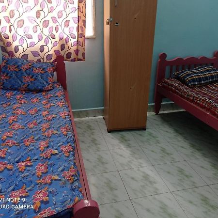 Easvari Grand Pg For Women - Female Only Hostel Chennai Exterior photo