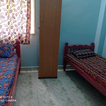 Easvari Grand Pg For Women - Female Only Hostel Chennai Exterior photo