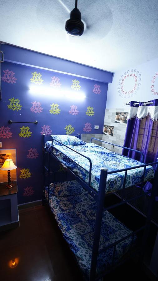 Easvari Grand Pg For Women - Female Only Hostel Chennai Exterior photo