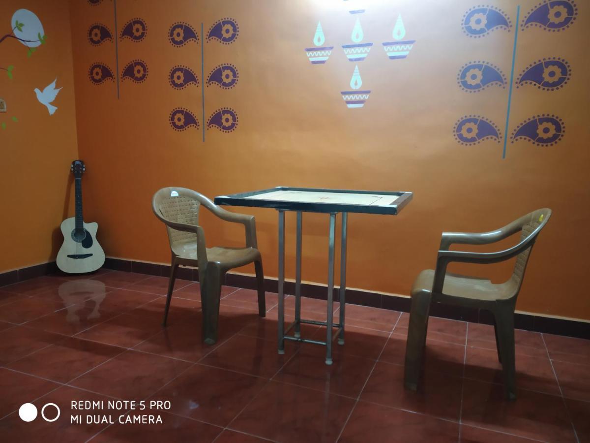 Easvari Grand Pg For Women - Female Only Hostel Chennai Exterior photo